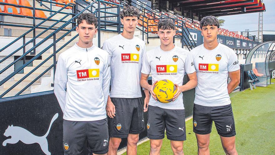 Los capitanes del Juvenil