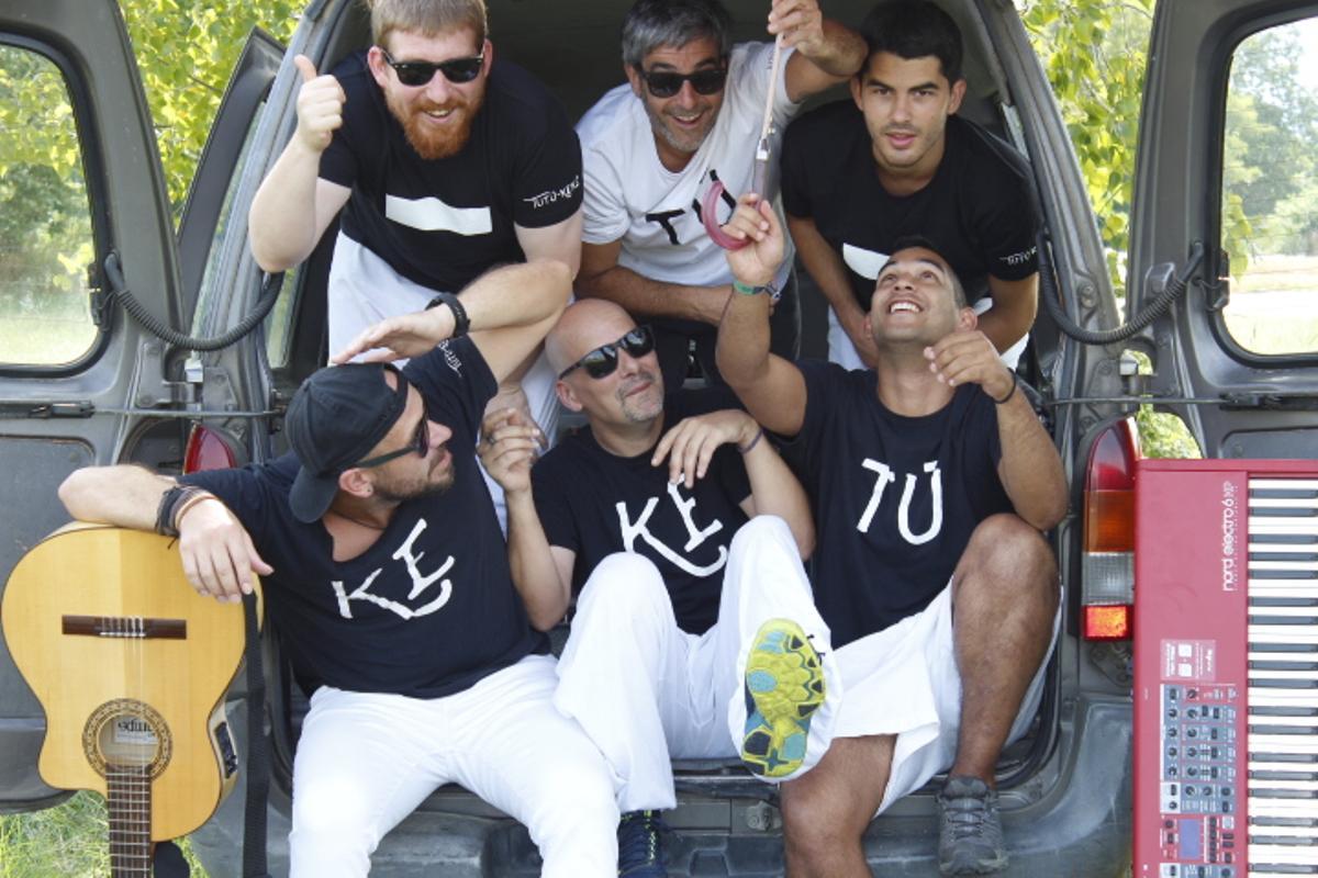 El grup de versions TuTú KeKé actua a Vilanant.
