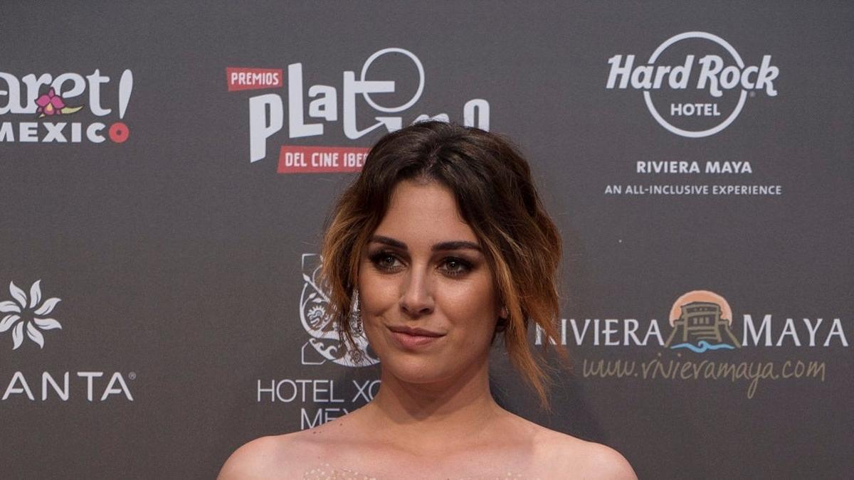 Blanca Suárez y su impresionante vestido en la alfombra roja mexicana