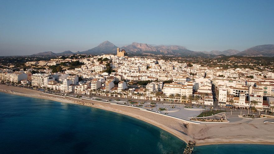 Altea modifica el PGOU de 1982 para regular las viviendas turísticas
