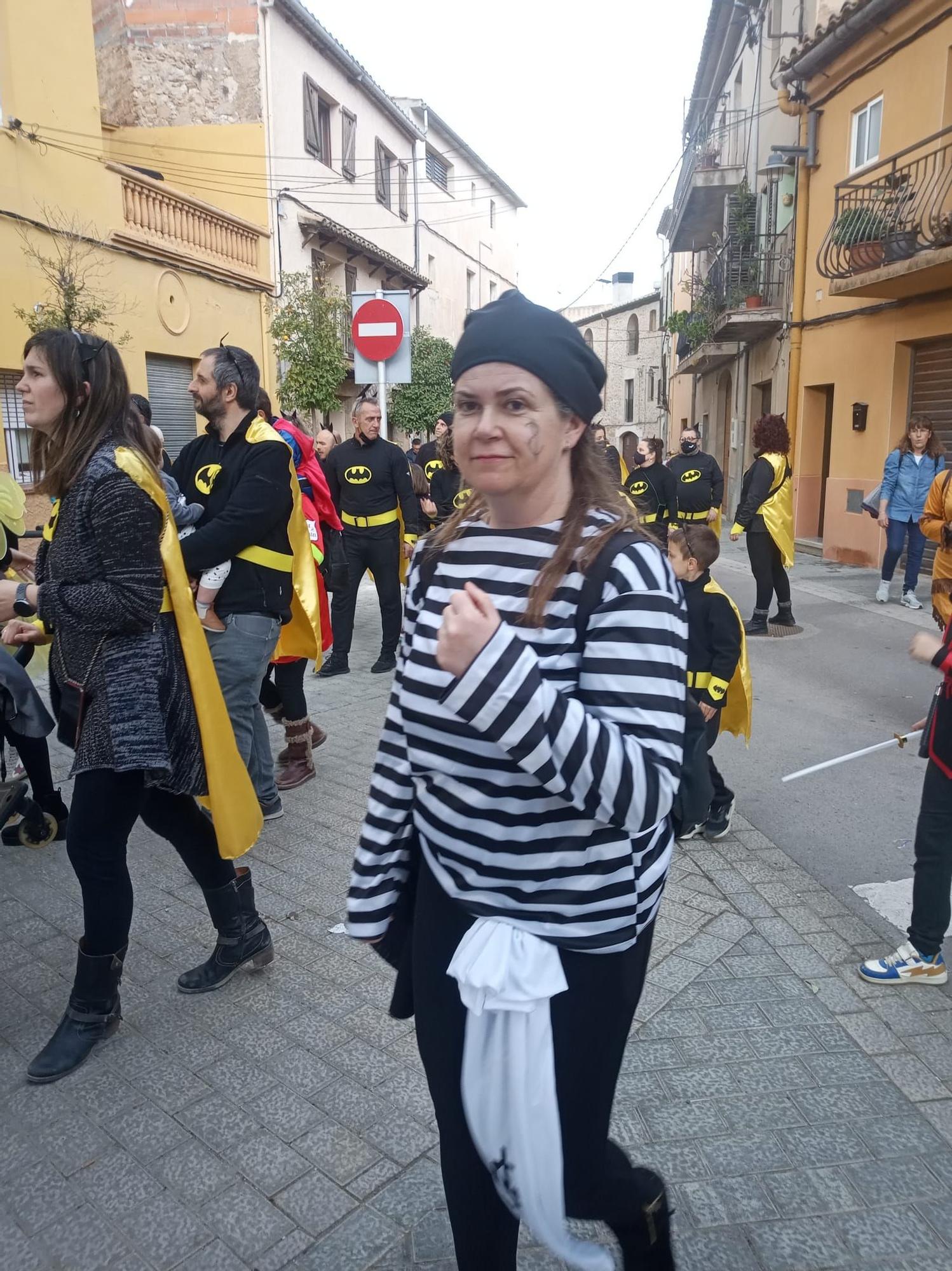 Superherois i superheroïnes prenen els carrers de Vilafant per celebrar Carnaval