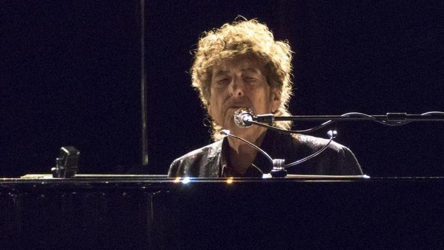 Universal compra los derechos de todas las canciones de Bob Dylan
