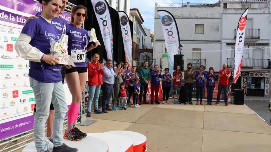 Más de 1.400 mujeres en la ‘Carrera de la Mujer #1l2l3 a correr por la Igualdad’ de Arroyo de la Luz