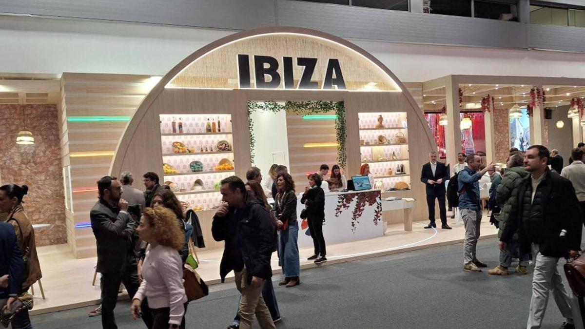 Todos con La Guía en Fitur