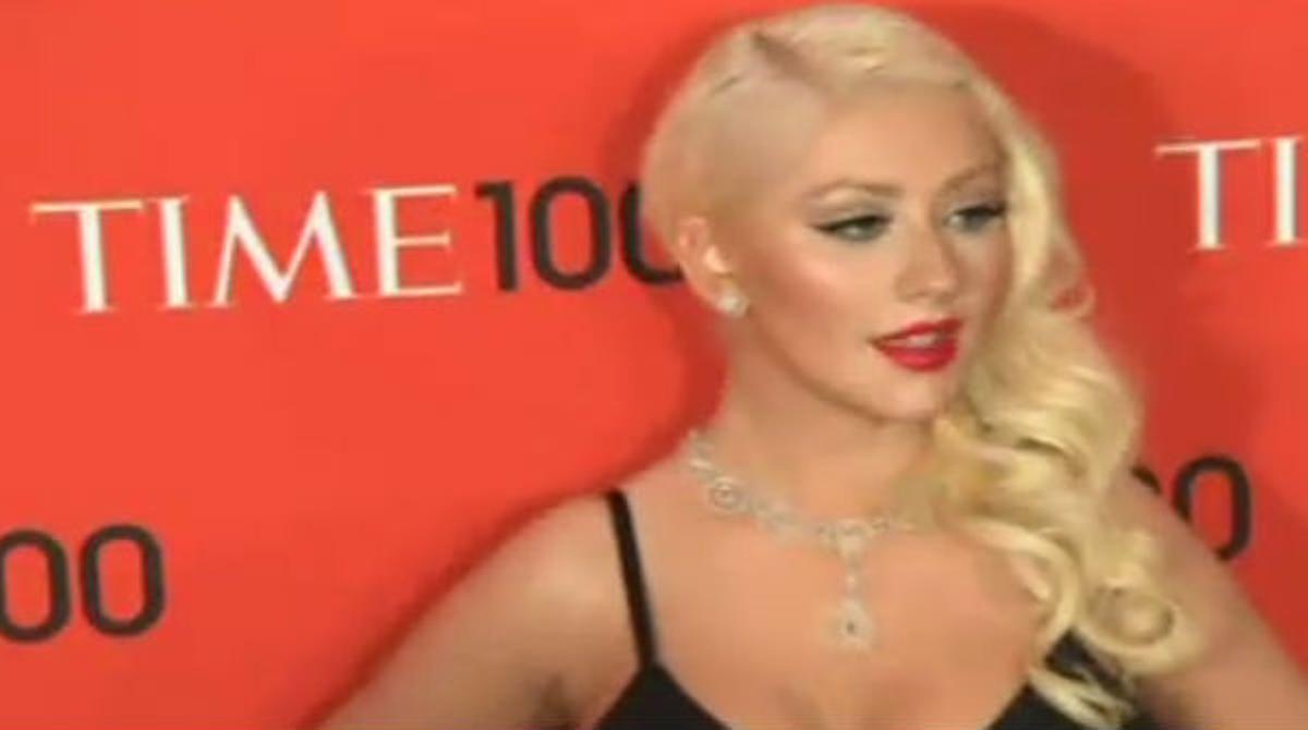 Cristina Aguilera anuncia el seu compromís amb Matthew Rutler