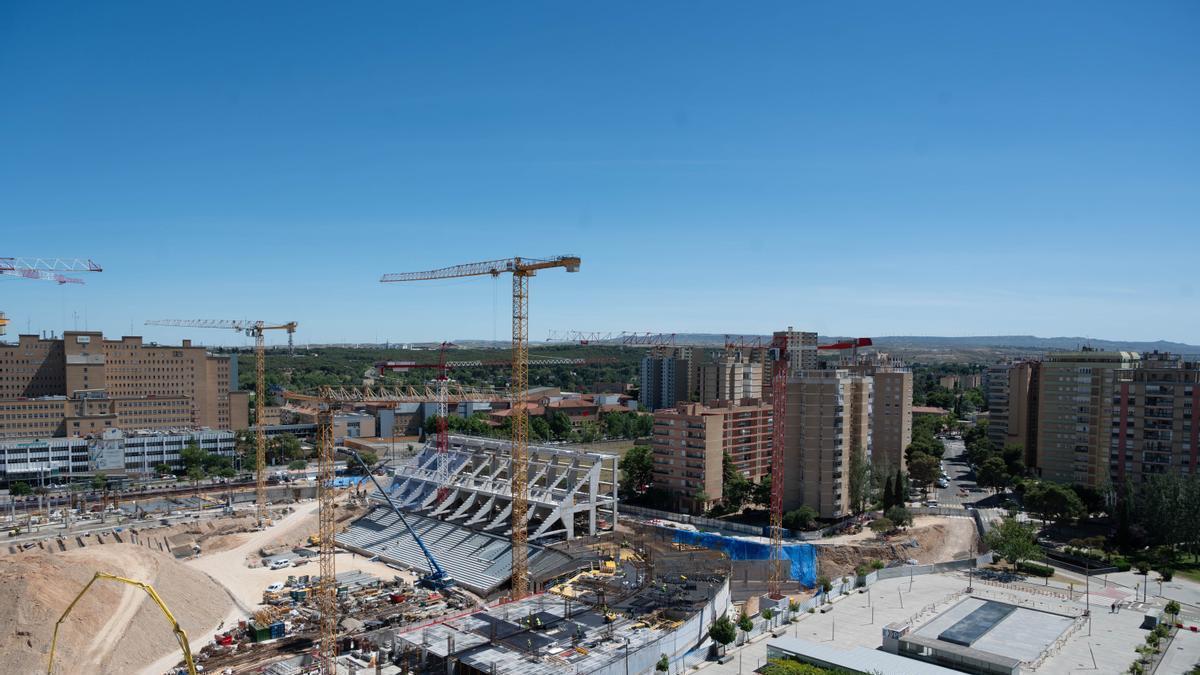 Vista aérea de las obras de La Romareda, hace unos días.