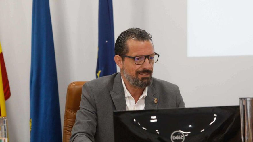 El regidor castrillonense, Eloy Alonso. | M. VILLAMUZA