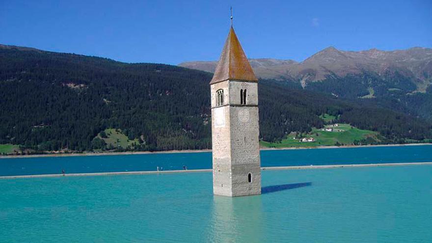 Campanario de Curon (Italia). / El Correo