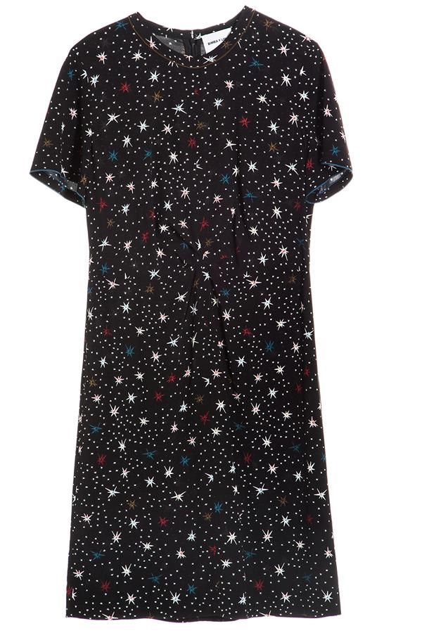 Vestidos de invitada de Bimba y Lola: con estampado sideral