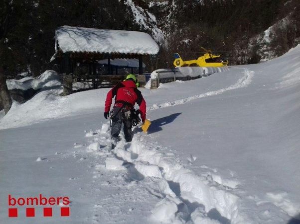 Rescat de persones aïllades per la neu a Saldes