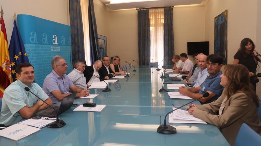 Los expertos de la Comisión Técnica Provincial del Agua convocados este martes 1 de agosto por el presidente Toni Pérez.