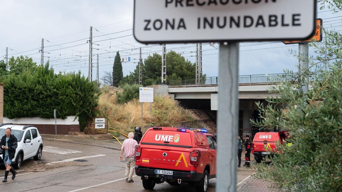 Las vías de acceso a Grisén, anegadas tras el paso de la dana por Aragón