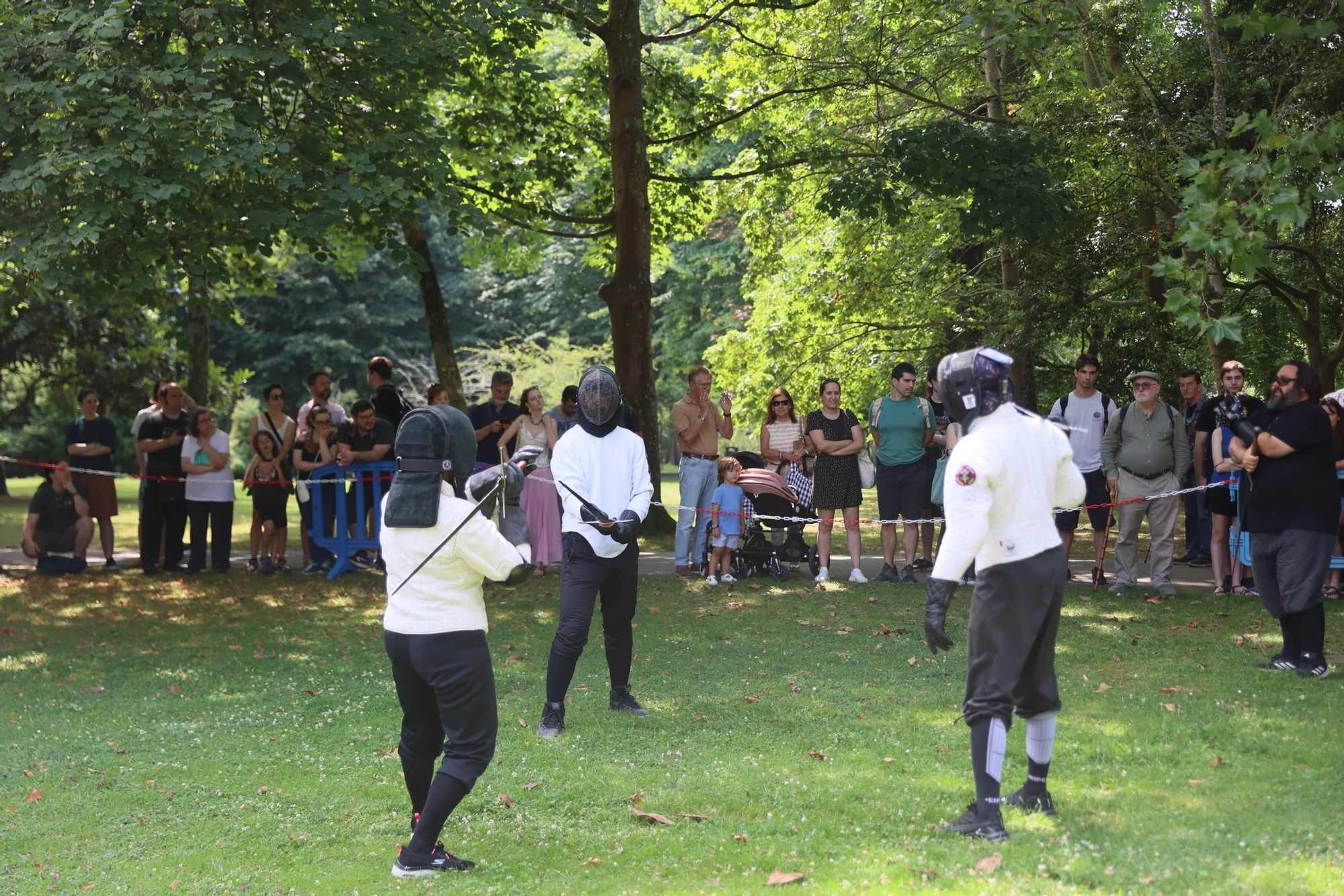 EN IMÁGENES: Los talleres de esgrima del Festival Celsius en Avilés