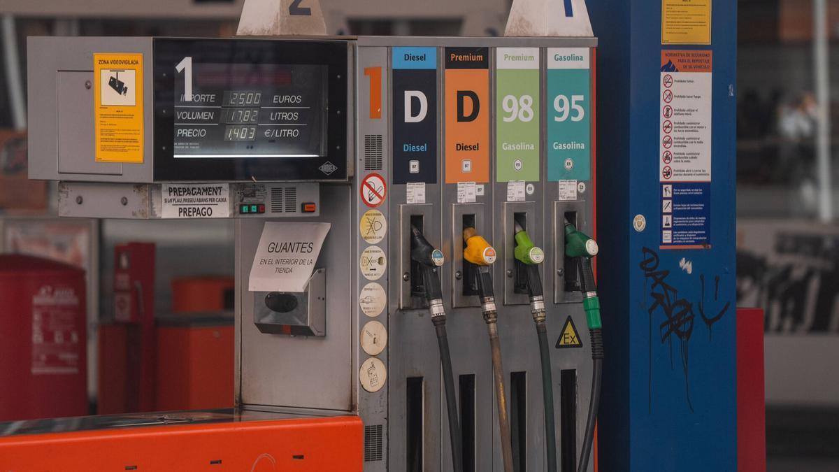 Atenció: Això és el que passarà amb el preu de la benzina segons l'OCU