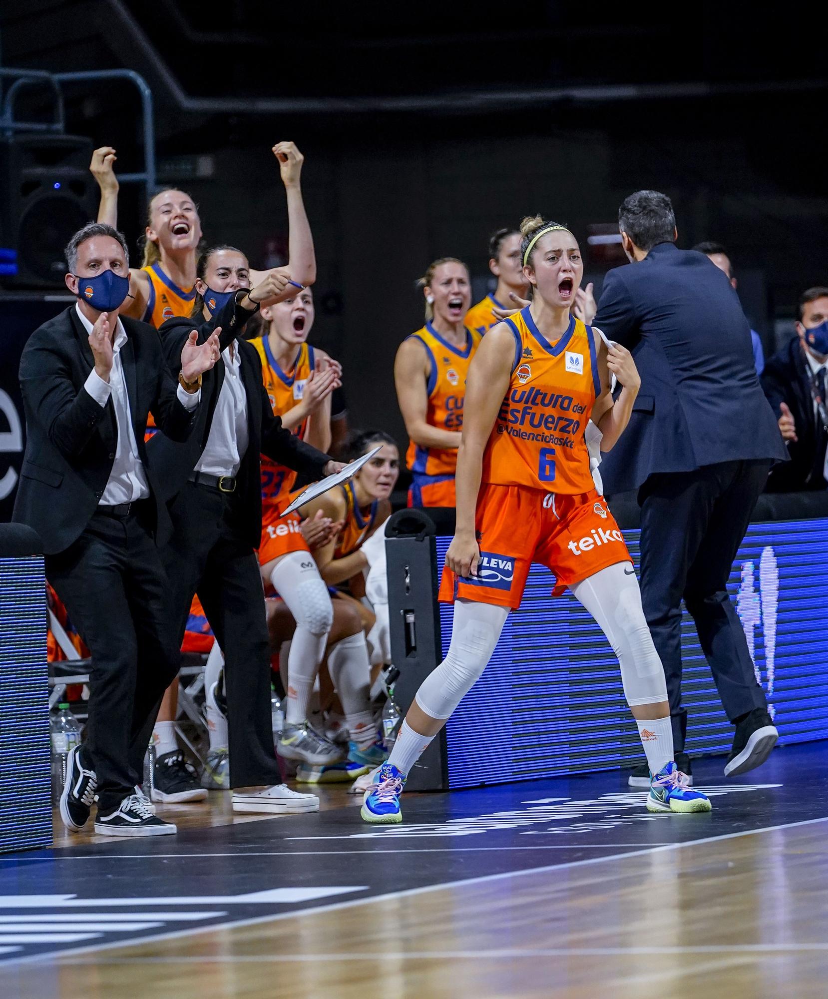 Final Supercopa LF Endesa Valencia Basket - Perfumerías Avenida