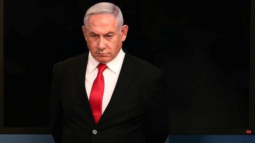 Netanyahu vuelve a juicio mientras empiezan las consultas para formar gobierno