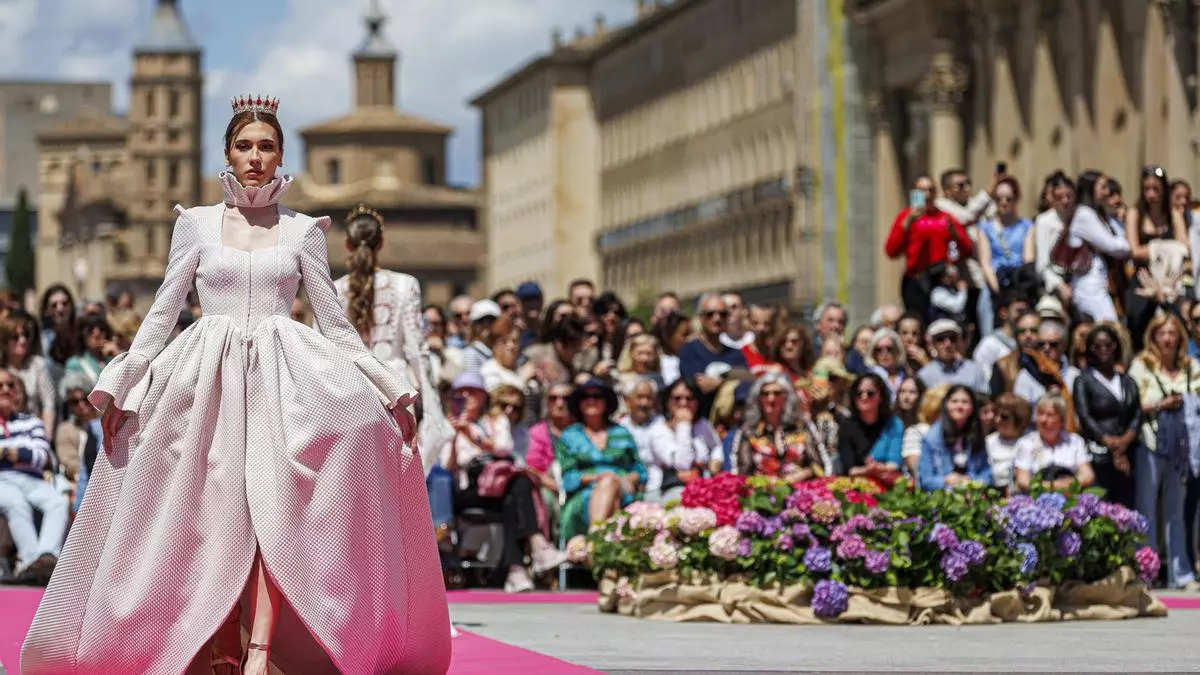 La Aragón Fashion Week toma la plaza del Pilar
