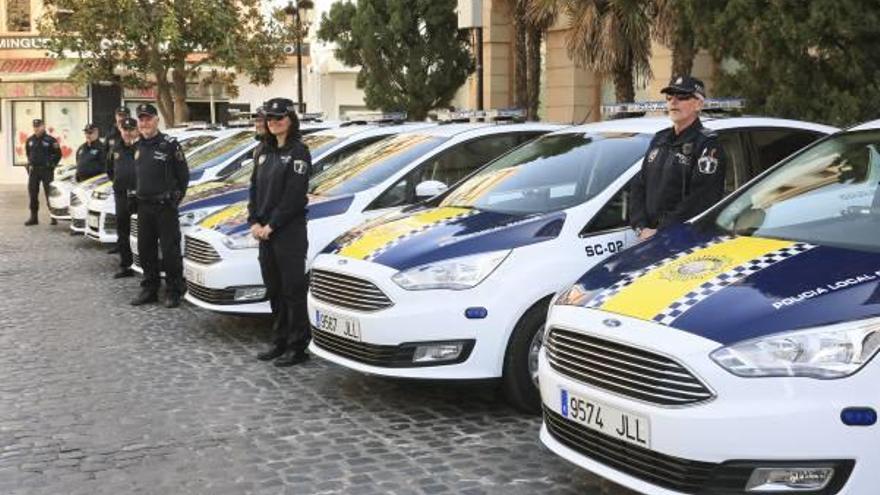Gandia jubila los coches de la policía usados por los «mossos»