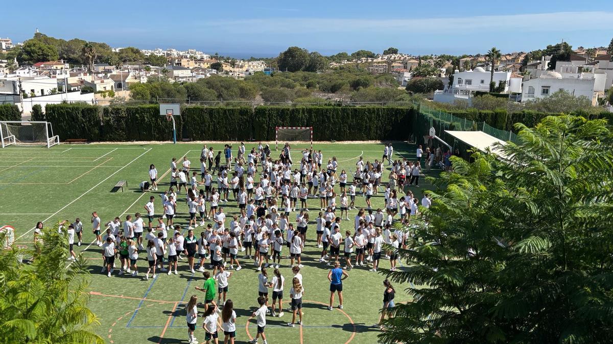 Un momento de la jornada en el colegio ELIS Villamartín de San Miguel de Salinas