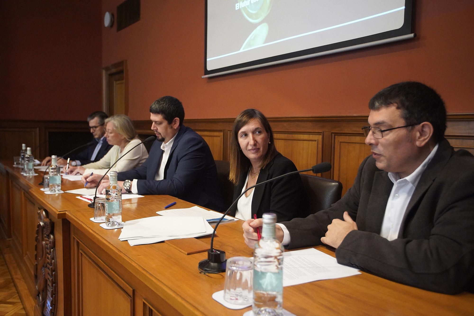 Experts analitzen la situació i les perspectives de l'economia a Girona