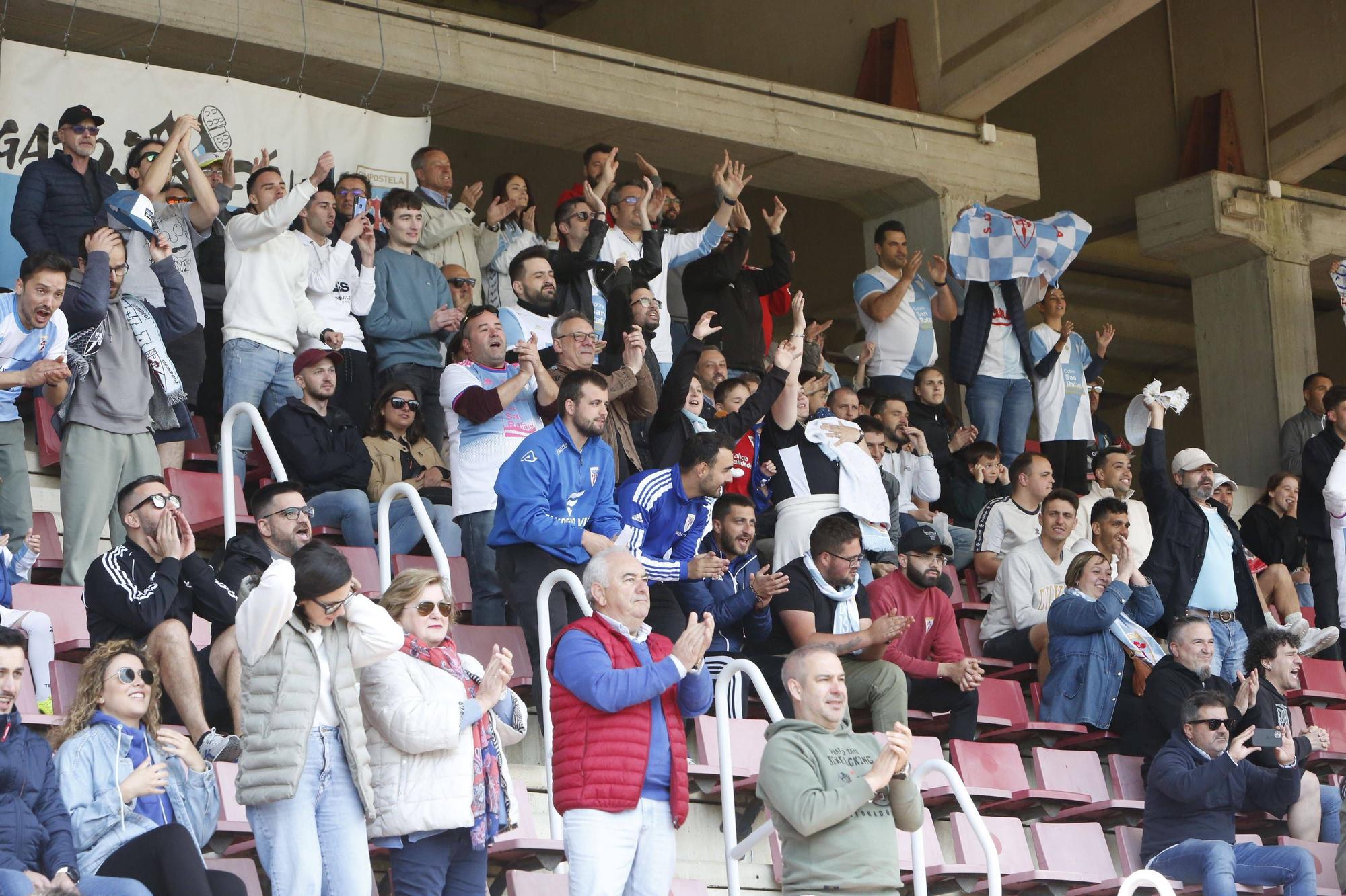 Compos - Tarazona: búscate en la grada