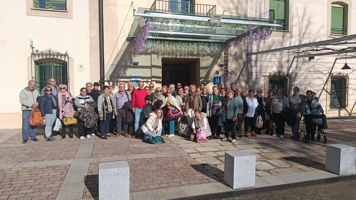 Mayores de Moraleja que han participado en la jornada termal.
