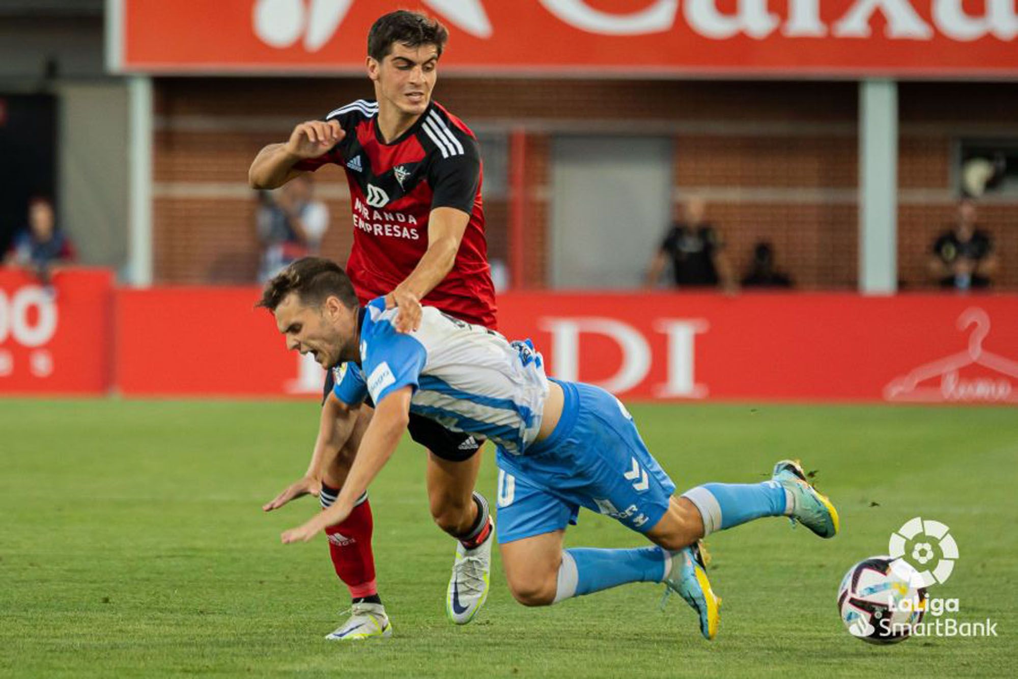 Una imagen del CD Mirandés - Málaga CF de la tercera jornada de la Liga 22/23