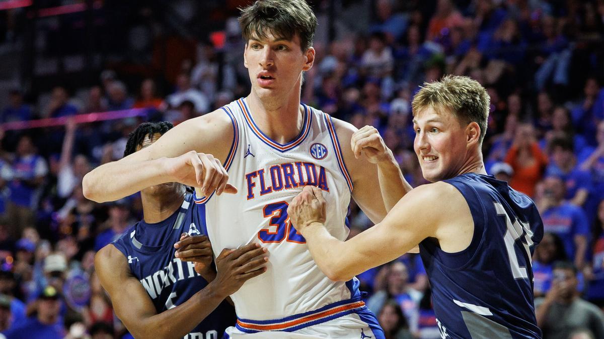 Olivier Rioux en su debut contra North Florida el pasado jueves.
