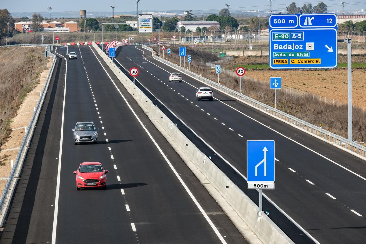 Ronda Sur. La nueva infraestructura  ha permitido la puesta en servicio del quinto puente de la ciuda