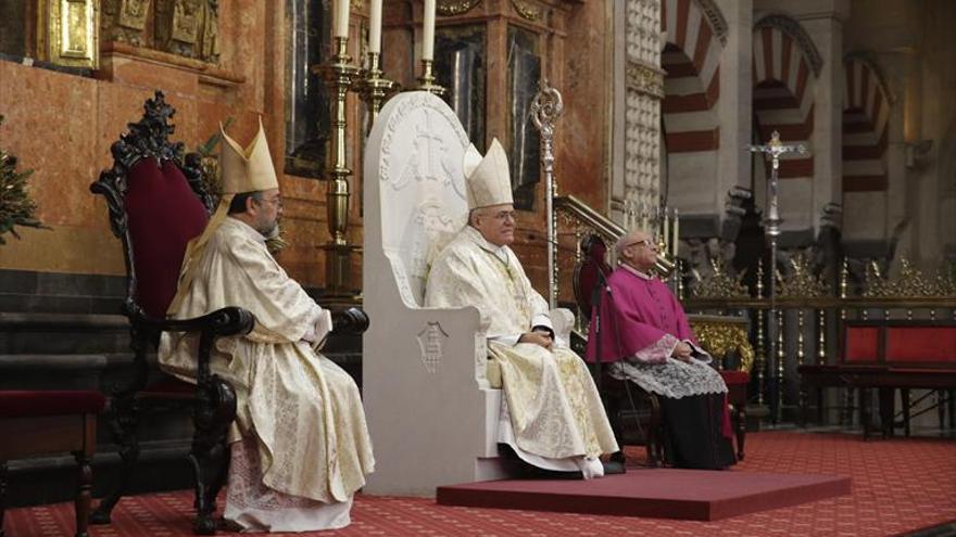 El obispo invita a los consagrados a ser ejemplo de santidad