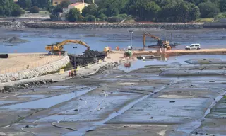 Los mariscadores exigen obras para mejorar la productividad de O Burgo