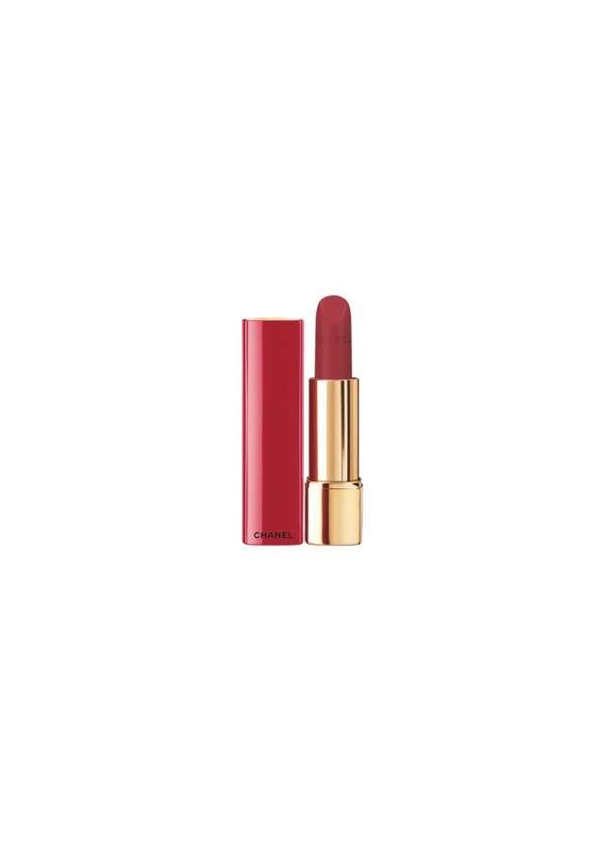 Rouge Allure Velvet, tono 207 N°2, de la Collection Libre, de Chanel.