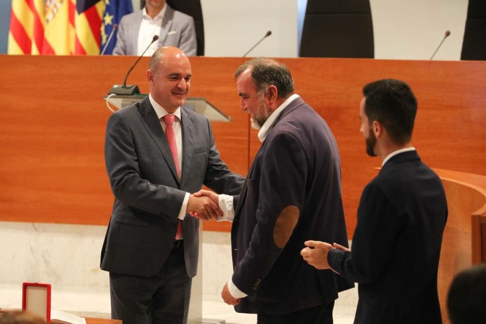 El nuevo presidente del Consell se marca como reto el acceso a la vivienda y carga contra «los lujos basados en el incivismo»