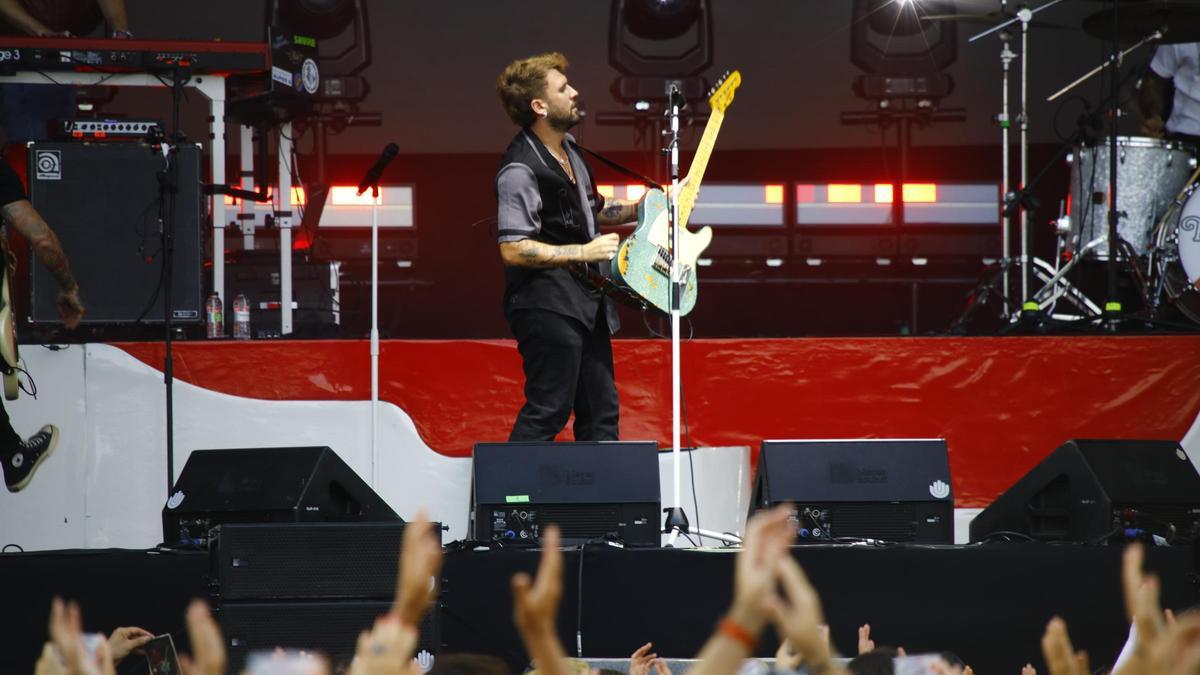 Dani Fernández en el concierto que ofreció en el Vive Latino en Zaragoza.