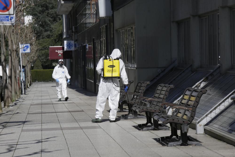 Labores de desinfección en el Santa Teresa