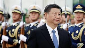 Chinese President Xi Jinping reviews the honour guard during a welcome ceremony with Suriname’s President Desi Bouterse (not pictured) at the Great Hall of the People in Beijing, China November 27, 2019. REUTERS/Florence Lo