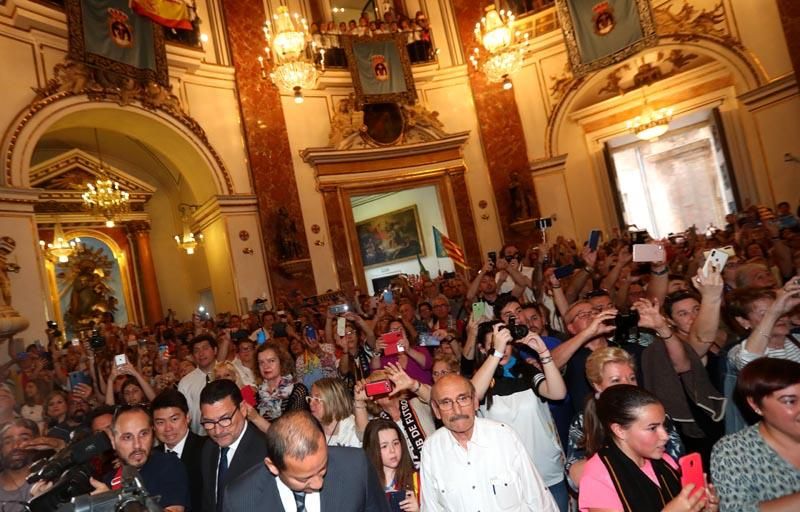 Así han sido las celebraciones del Valencia CF en la Basílica, Generalitat y ayuntamiento