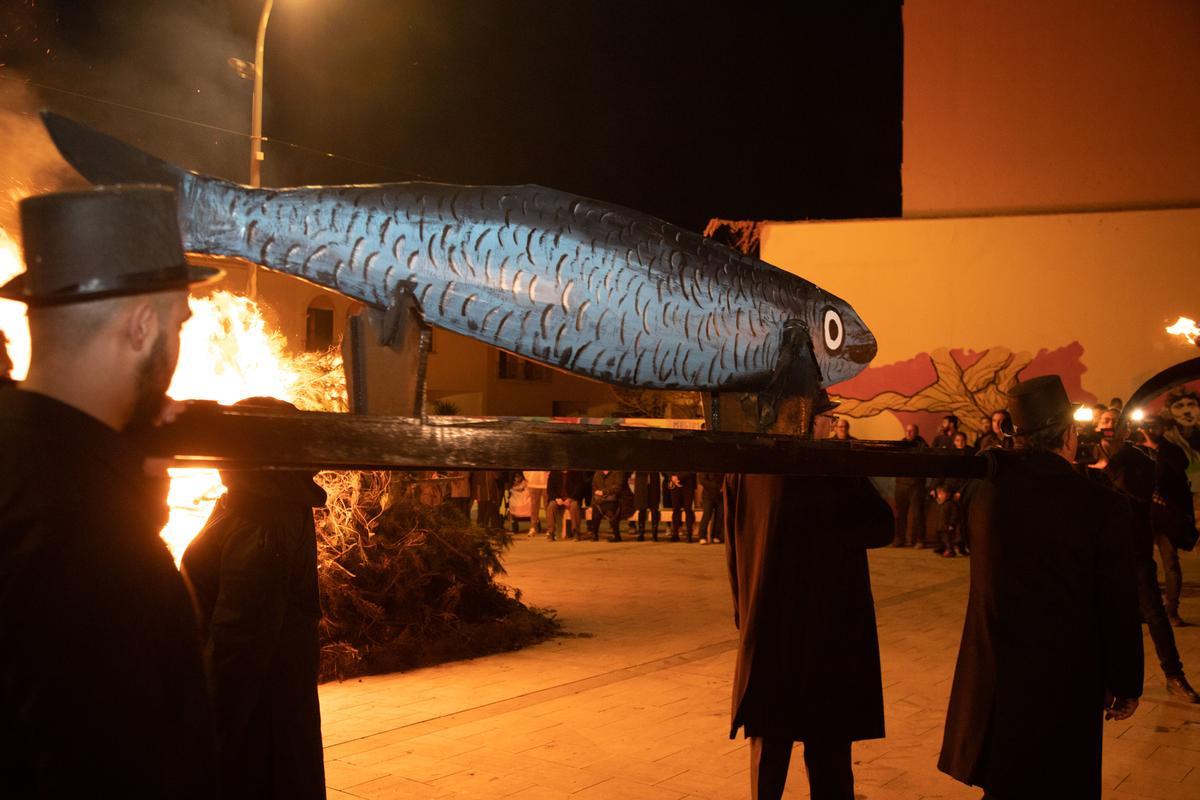 Las mejores fotos del entierro de la sardina que ha despedido la fiesta del Carnaval en Mallorca