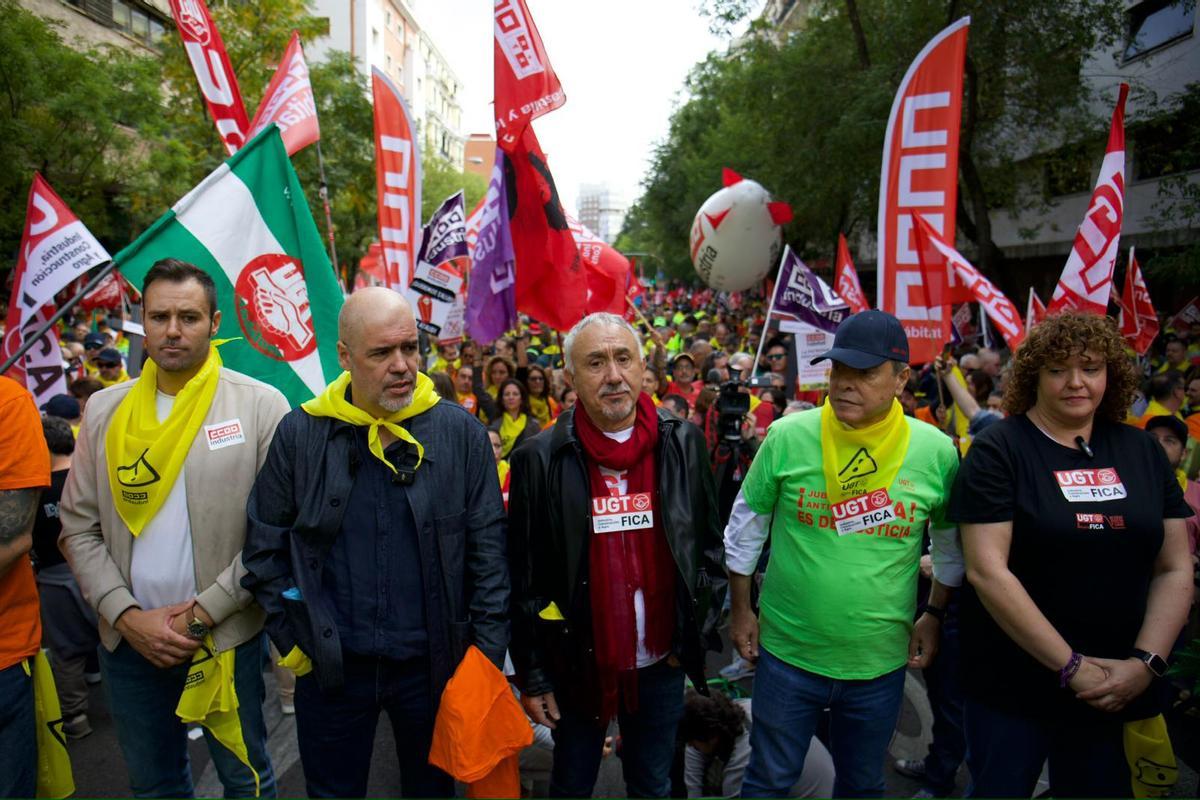 Concentración de los sindicatos en Madrid por las altas cifras de siniestralidad laboral, en una imagen de archivo.