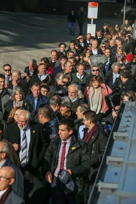 200 alcaldes catalans protesten a Brussel·les pels "presos polítics"