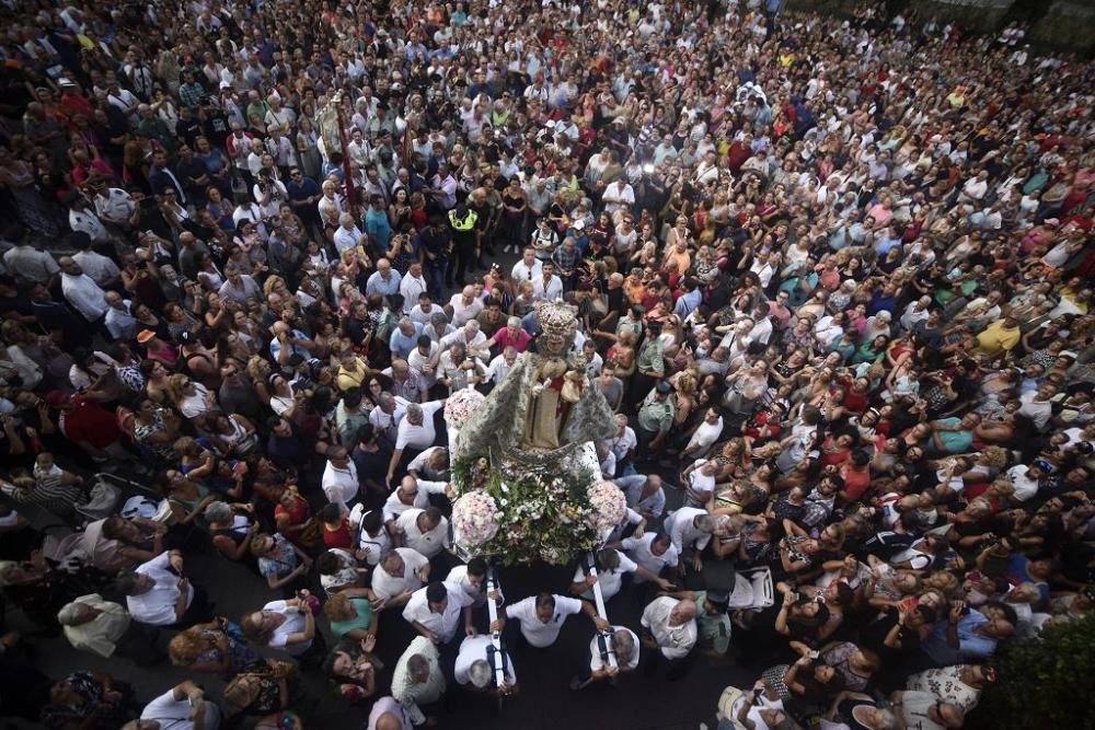 La Fuensanta baja en romería hasta la Catedral