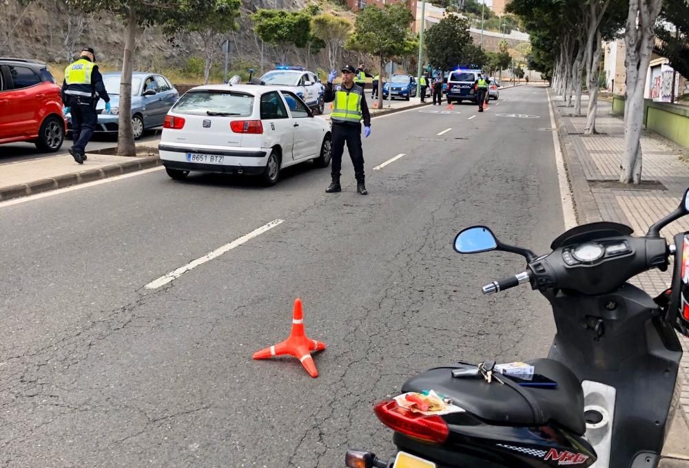 Crisis del Coronavirus | Controles conjuntos de Policía Nacional y Policía Local en Las Palmas de Gran Canaria