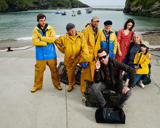Los protagonistas de la película 'Fisherman's friends: Música a bordo'
