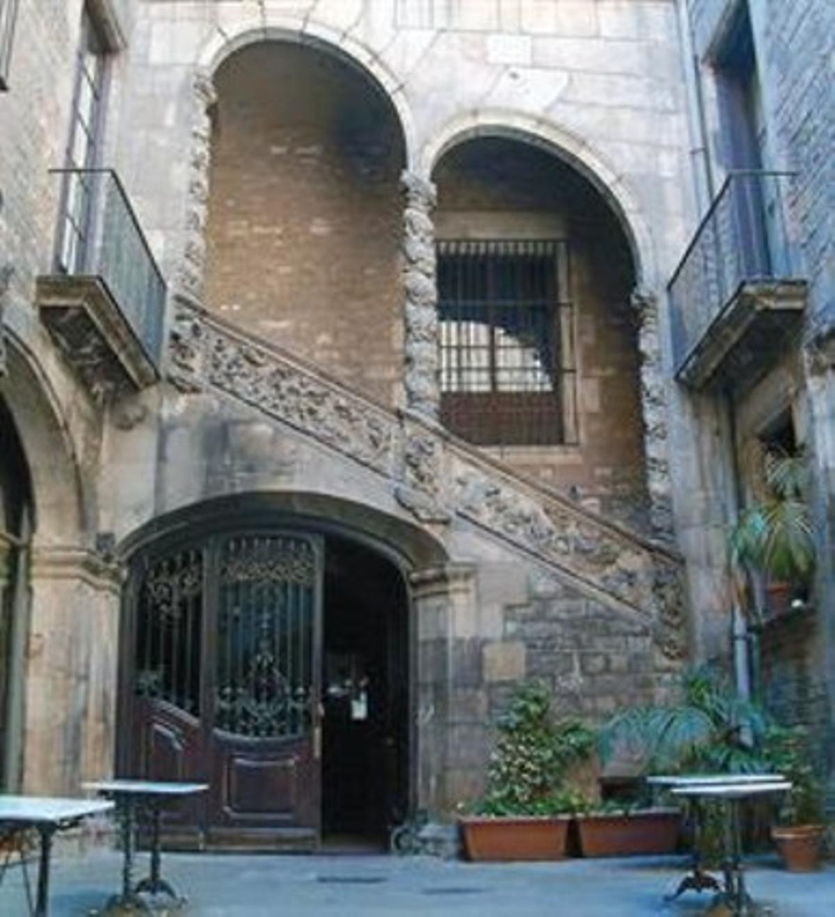 Referència barroca a Barcelona8 El pati del Palau Dalmases. Referència barroca a Barcelona8 El pati del Palau Dalmases.