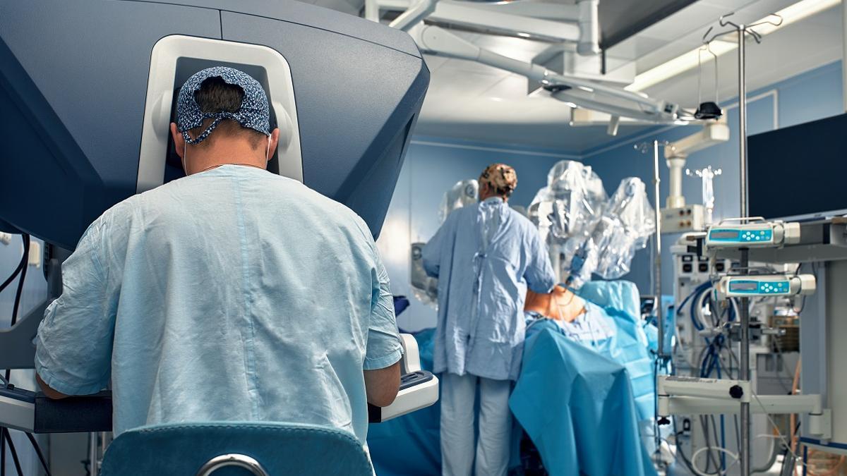 El Hospital Quirónsalud Torrevieja ha inaugurado la primera Unidad de Cirugía Robótica Avanzada