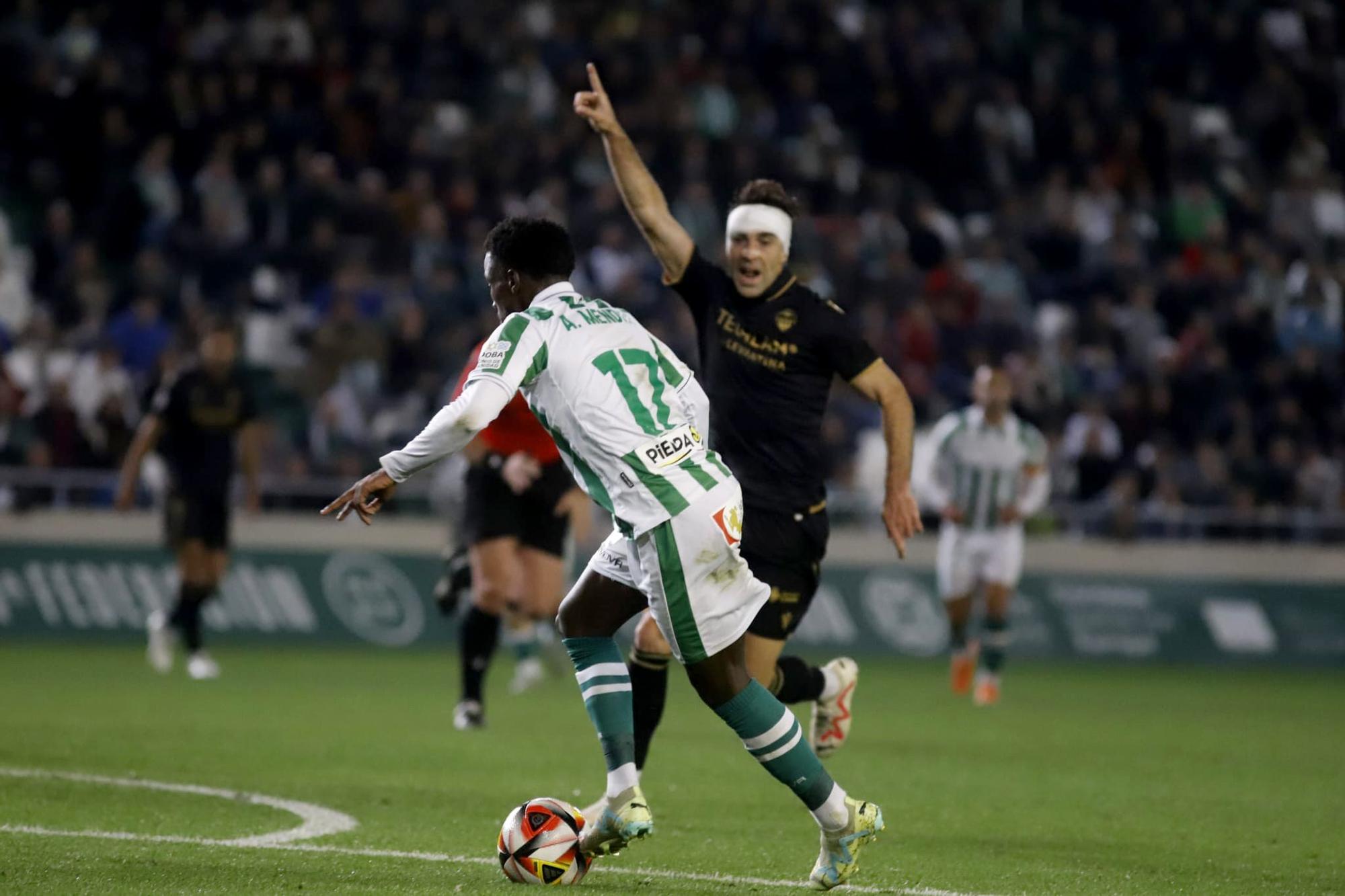 Córdoba CF-Castellón: las imágenes del partido en El Arcángel