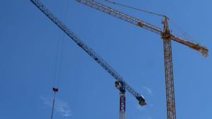 El Govern mobilitza 6.000 milions per construir 43.000 pisos de lloguer