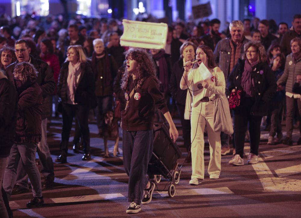 Sagunt grita contra la violencia machista el 25N