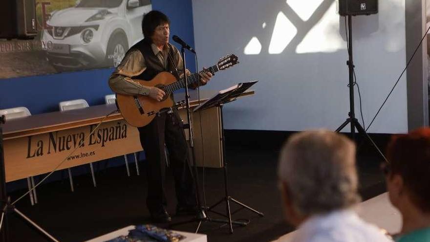 Vicente Valenzuela, en un momento de su actuación.