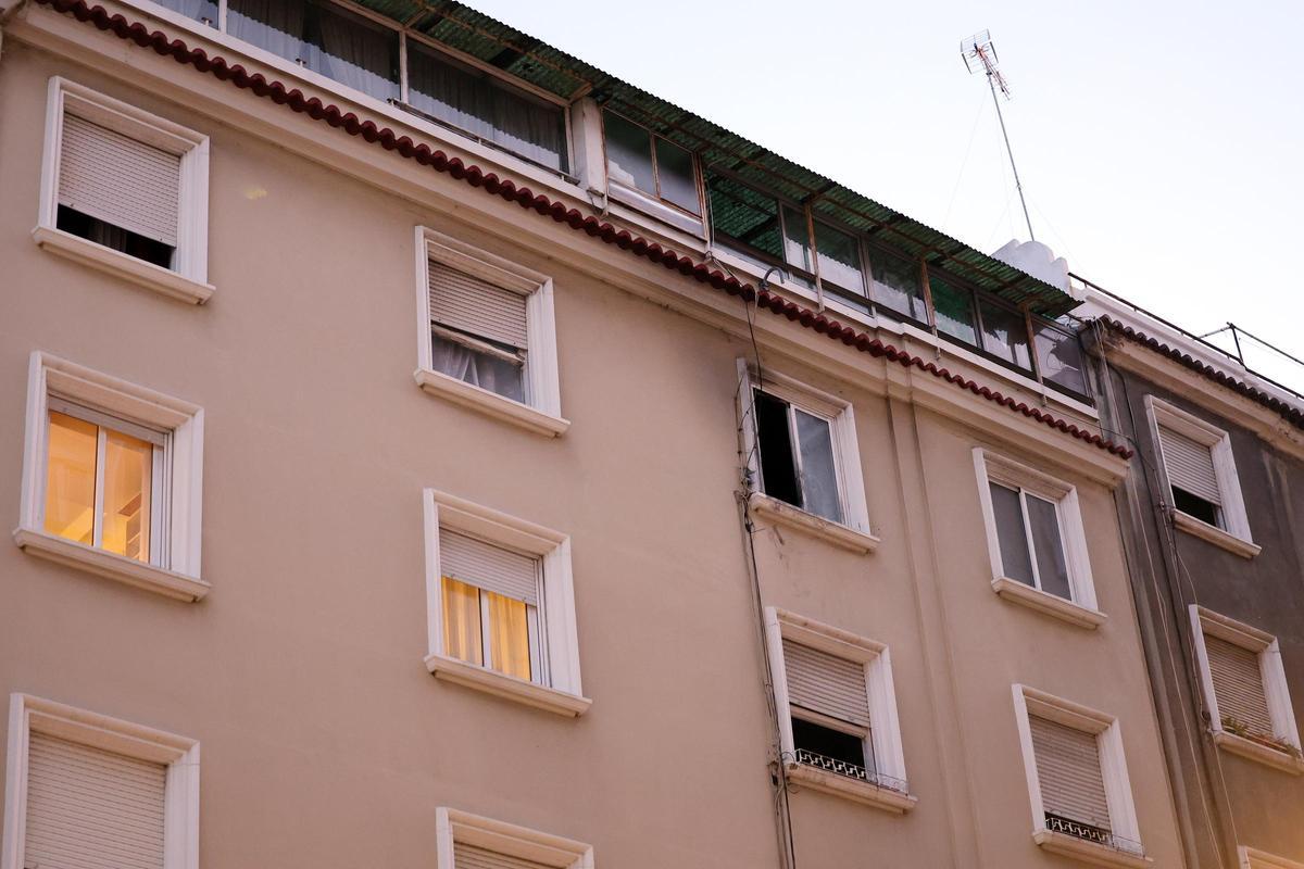 Las imágenes del mortal incendio de la plaza América de Vigo Las imágenes del mortal incendio de la plaza América de Vigo